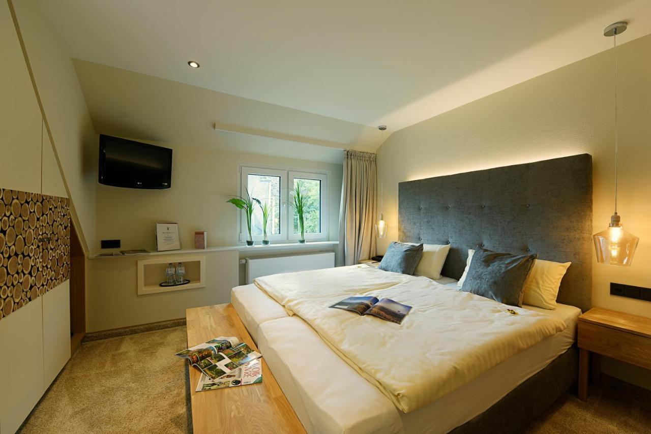 Landidyll Hotel Haus Hochstein Eslohe Ngoại thất bức ảnh